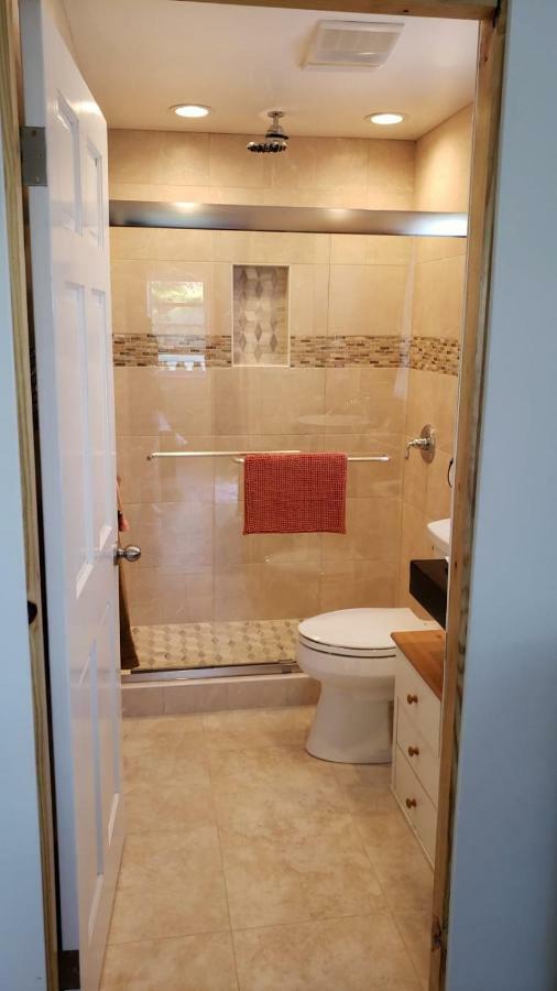 Appartement Pauls Oceanview With Amazing Sunsets à Hog Bay Extérieur photo